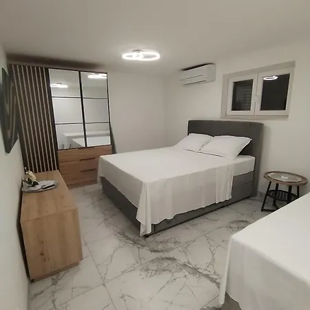Modo 2 Apartman *